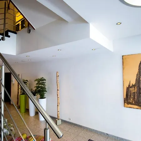 Roter Loewe أولم